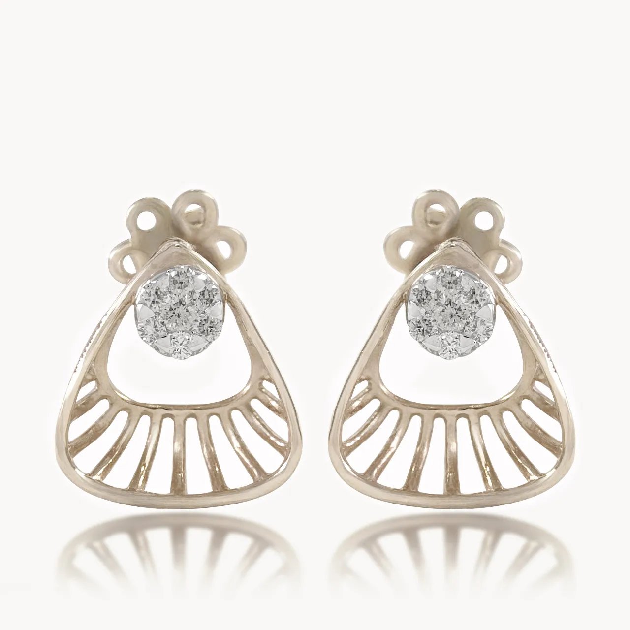 Olichudar Designer Stud Earrings