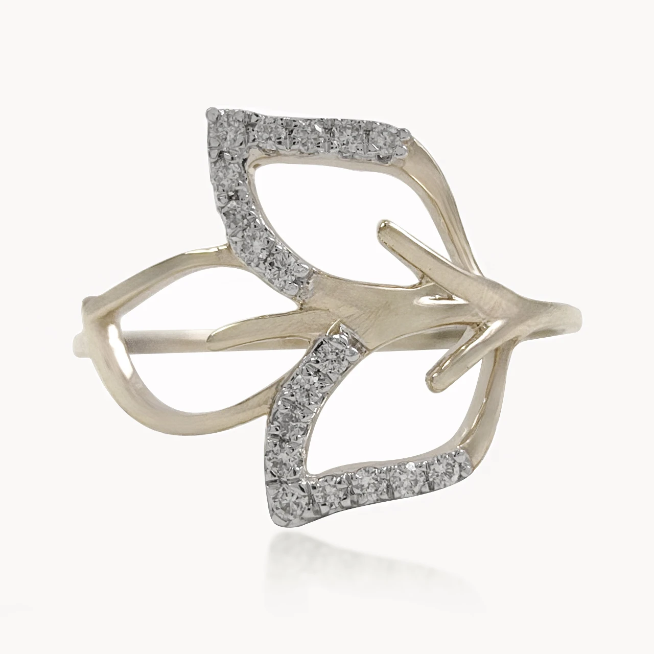 Petal Flower Diamond Dainty Ring