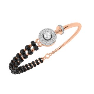bracelet mangalsutra | Black beaded jewelry, Gold jewellery design  necklaces, Black beaded bracelets