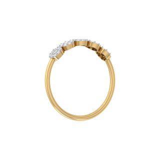 Circular Floral Design Diamond Ring