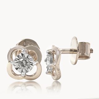 Twinkle Core Bloom Diamond studs