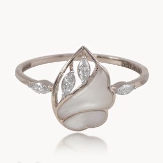 Lustrous Bloom Diamond Ring