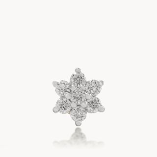 FLORA'S DIAMOND NOSE PIN
