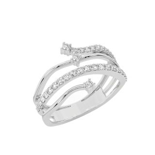 Razi Round Diamond Engagement Ring