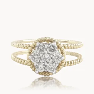 Elegant Round Design Diamond Ring