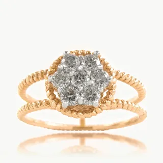 Elegant Round Design Diamond Ring