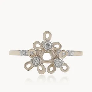 Floral Cluster Diamond Ring