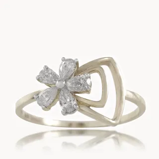 Flower Head Design Diamond Ring