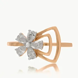Flower Head Design Diamond Ring