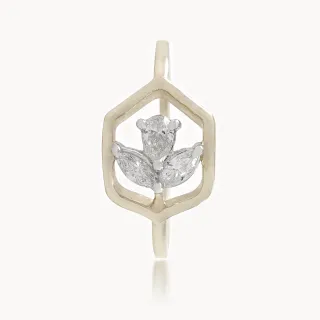 Hexagon Design diamond ring
