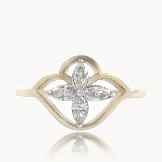 Oval Design Diamond Ring