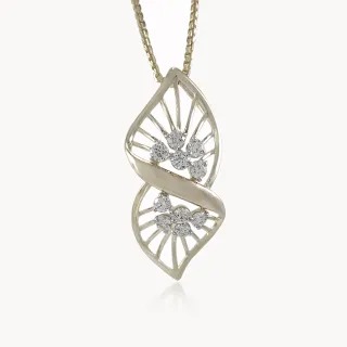 Petal Dew Diamond Pendant