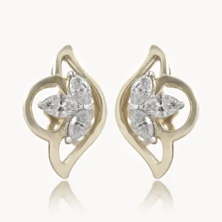Side Flower Design Diamond Earring