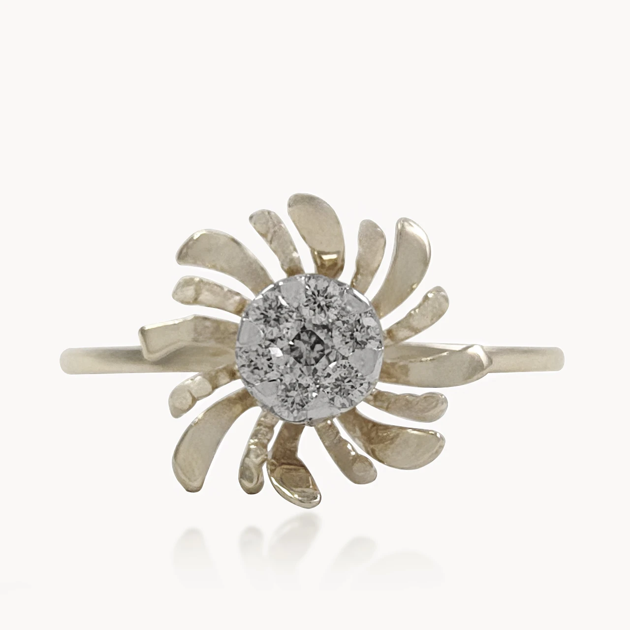 Sunny Flower Diamond Ring