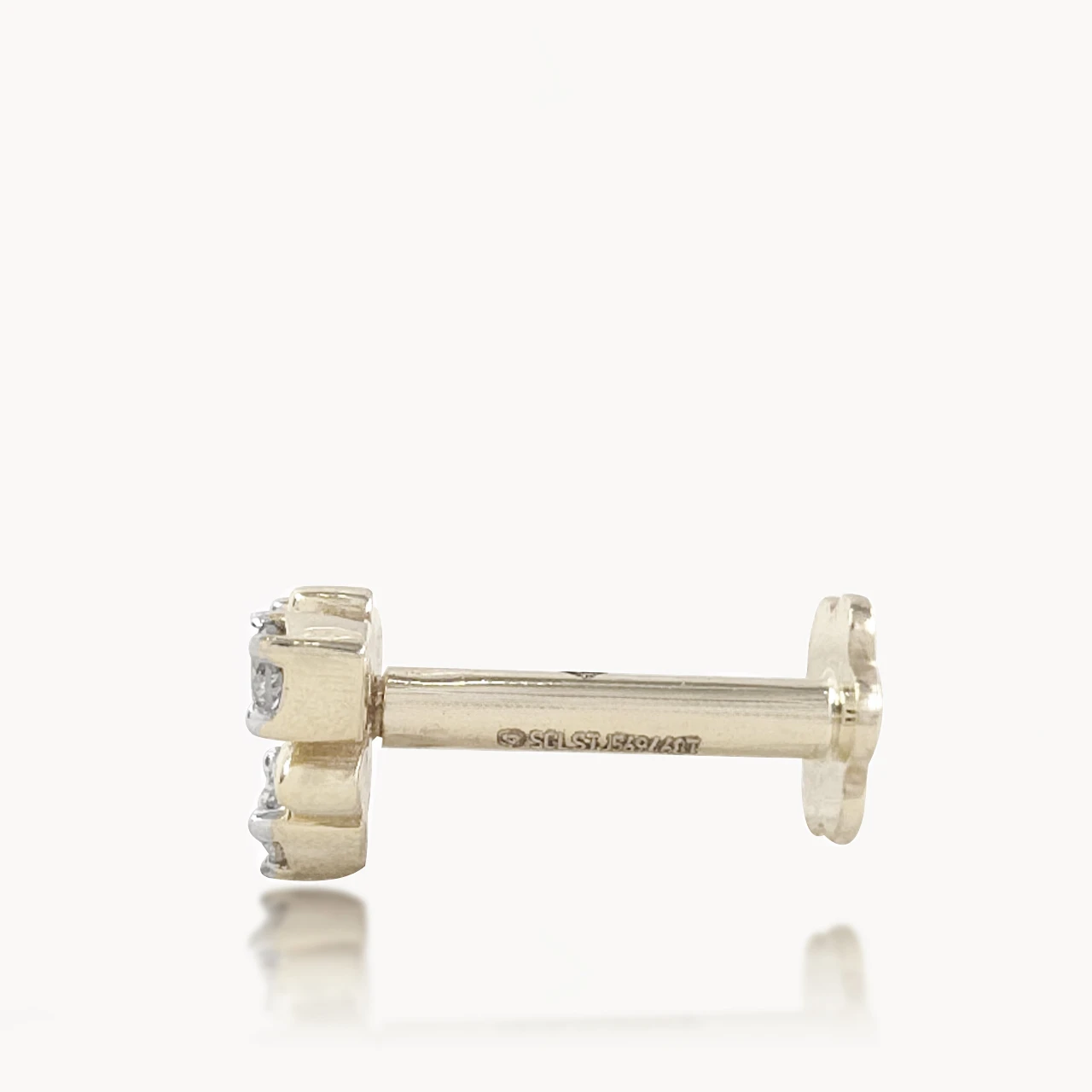 Tri Diamond Petal Nose-pin