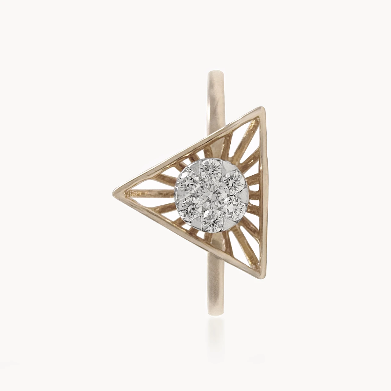 Triangular Centered Diamond Ring