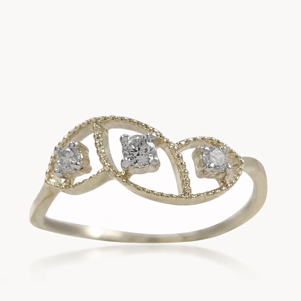 Trileaf Diamond Ring