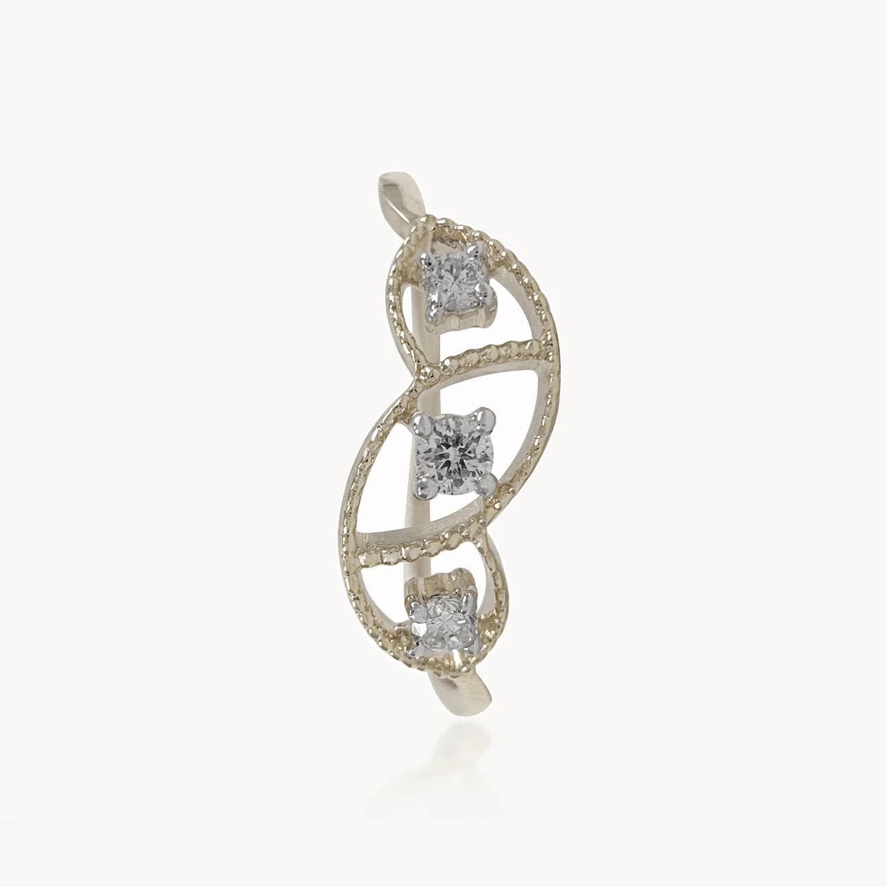 Trileaf Diamond Ring