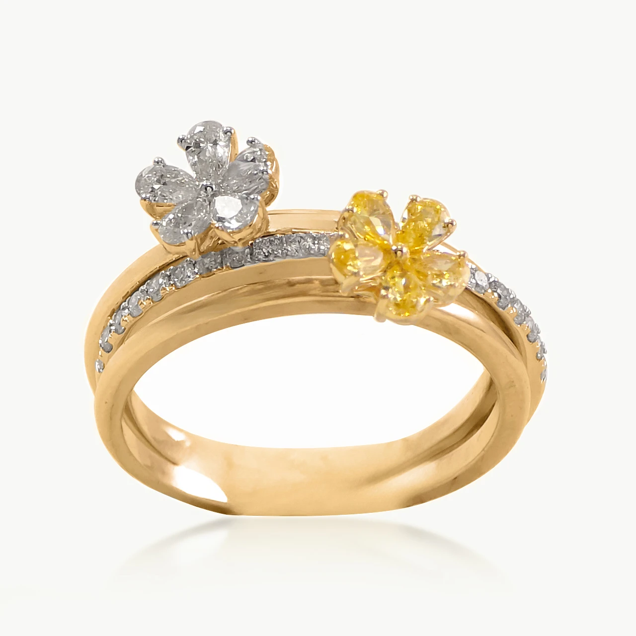 Yellow and White Flower Diamond Stackables